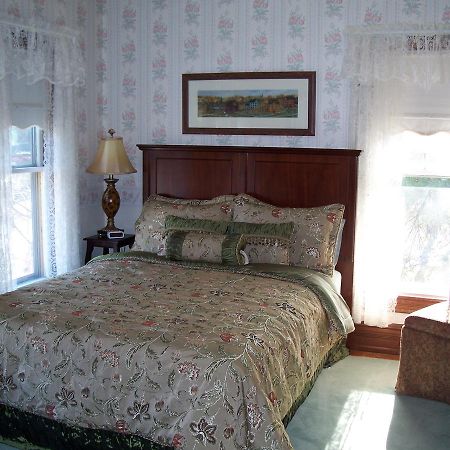 Main Street B And B Cooperstown Bagian luar foto