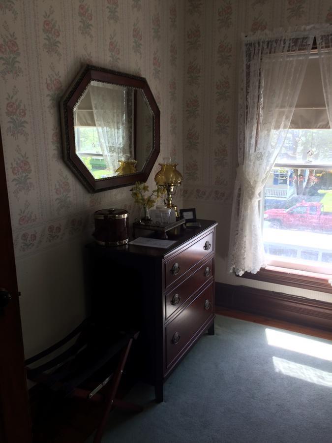 Main Street B And B Cooperstown Bagian luar foto
